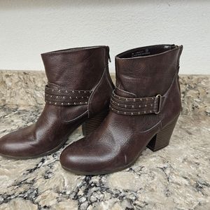 Womens boots